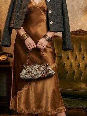 Statement Beaded Handbag ✨ Unique Vintage-Inspired Clutch.